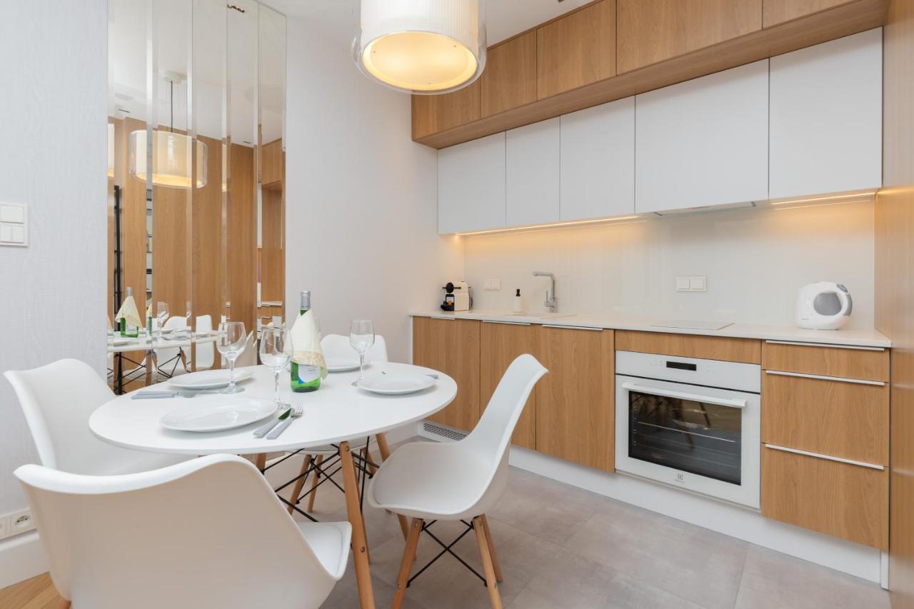 Mennica Residence - City Center Apartments By Noclegi Renters Warszawa Zewnętrze zdjęcie