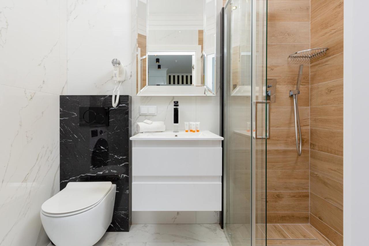 Mennica Residence - City Center Apartments By Noclegi Renters Warszawa Zewnętrze zdjęcie